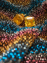 Charger l'image dans la galerie, Boucles d'oreilles clous ASCHER - Jaune doré, plaqué or 18 carats